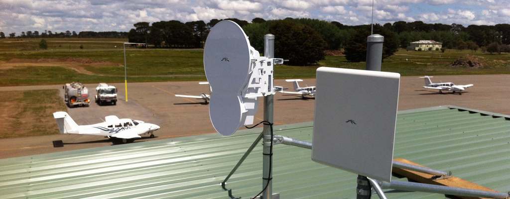 WIRELESS LINK TO ACCESS POINT